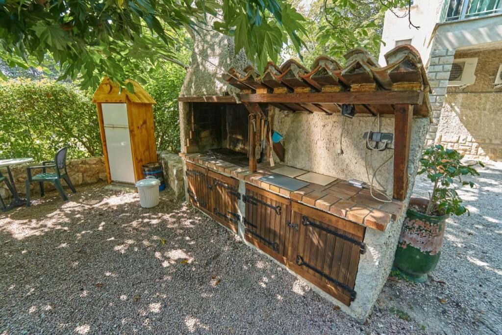 Au Calme Jardin Et Piscine Couverte En Hiver *